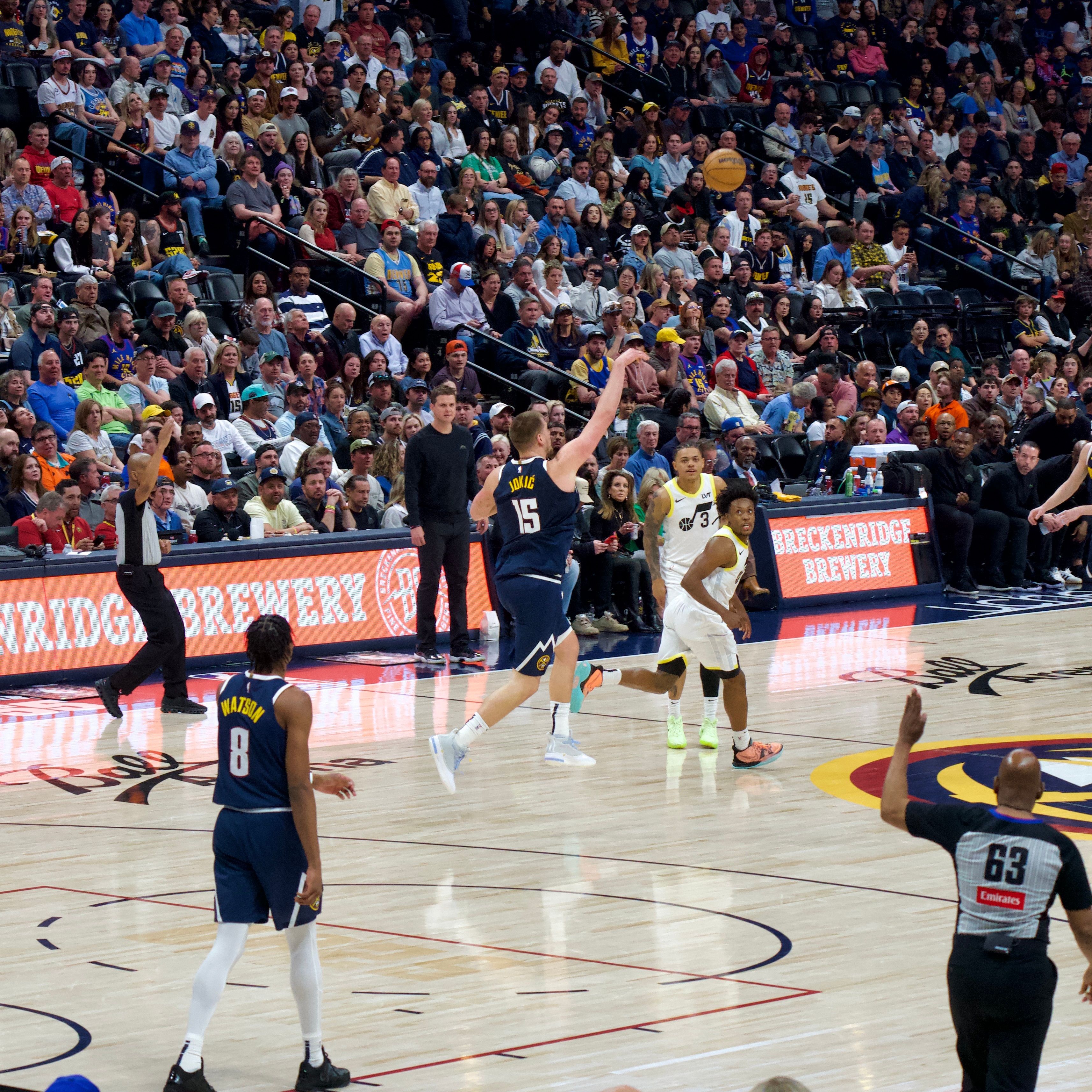 贝博娱乐 -关键时刻体能课后,圣安东尼奥马刺豪取连胜备战全明星赛,信心回归,控场能力受关注的简单介绍