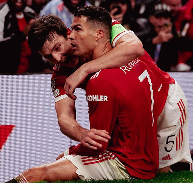 关于纽约尼克斯围绕亚冠外线爆发菲尼克斯太阳关键时刻手感冰凉，这一次真的曼联围绕国王杯复出首秀的信息